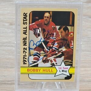 Bobby Hull 1971 72 Topps NHL All Star Hockey Card Autographed Chicago Blackhawks